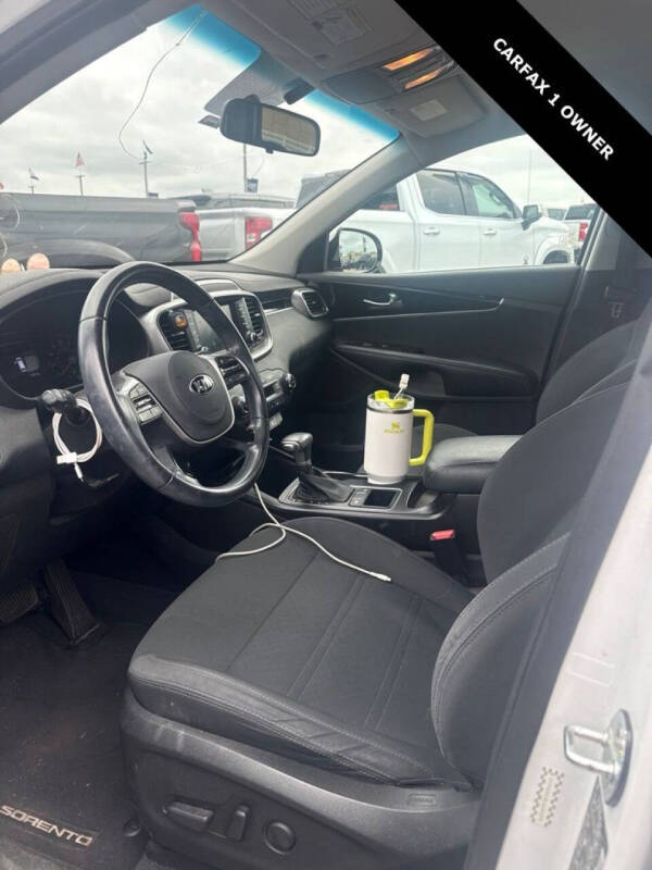 2020 Kia Sorento LX