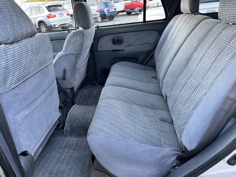 1996 Toyota Hilux