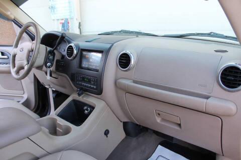 2004 Ford Expedition Eddie Bauer