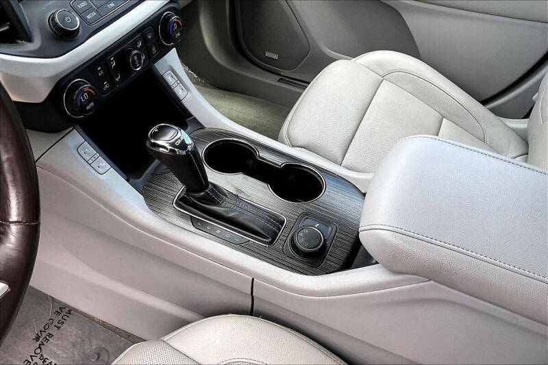 2017 GMC Acadia SLT-1