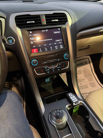 2019 Ford Fusion SEL