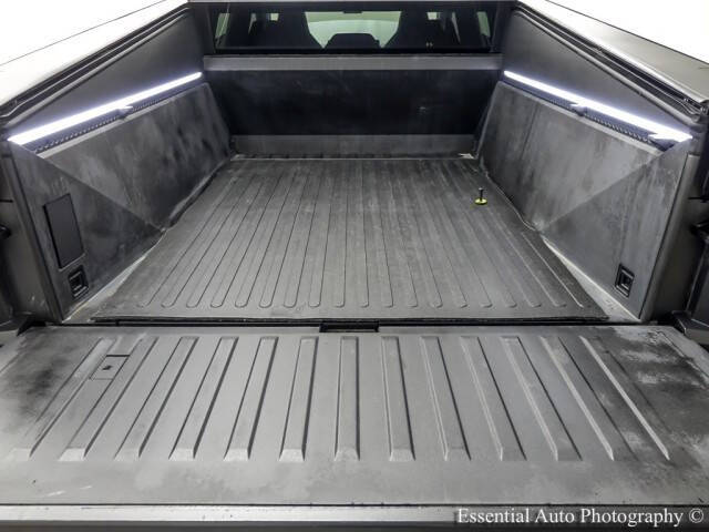 2024 Tesla Cybertruck