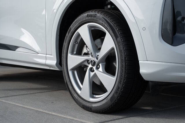 2025 Audi Q5 quattro Premium Plus TFSI