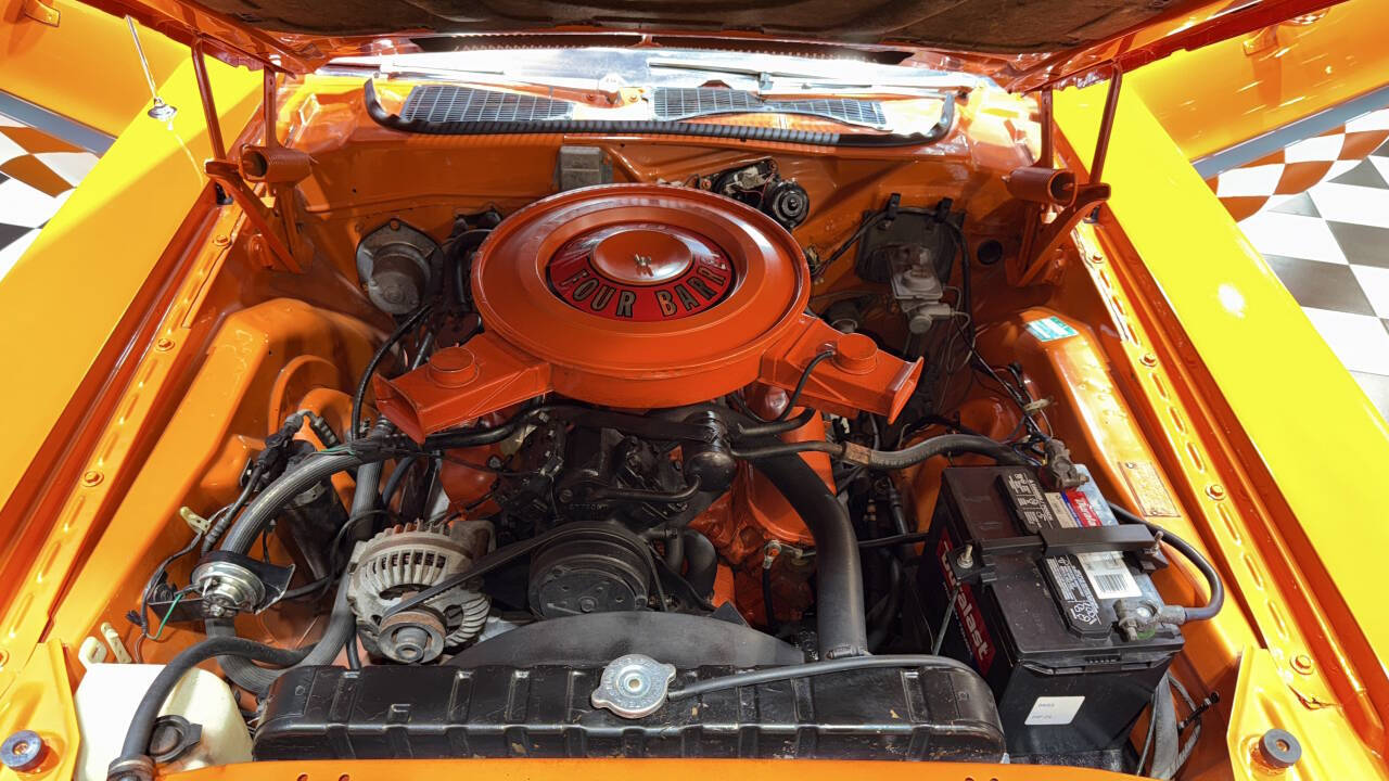 1970 Dodge Challenger 6