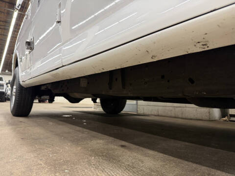 2014 Chevrolet Express 2500