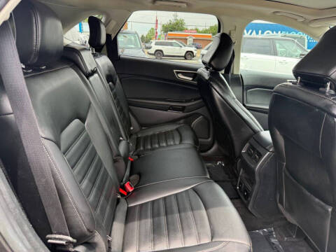 2020 Ford Edge SEL