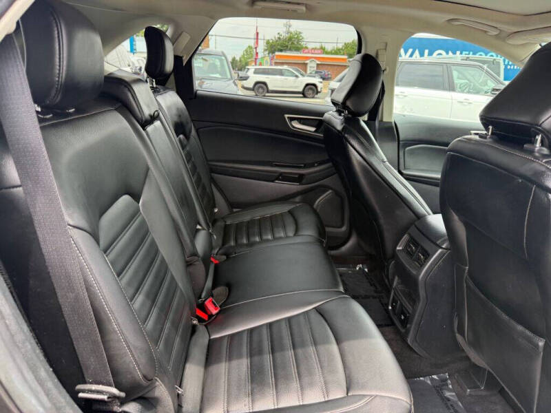 2020 Ford Edge SEL