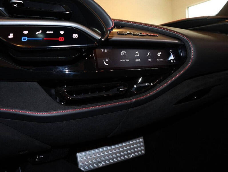 2023 Ferrari SF90 Spider