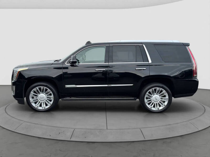 2017 Cadillac Escalade Platinum