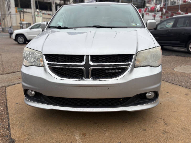 2011 Dodge Grand Caravan Crew