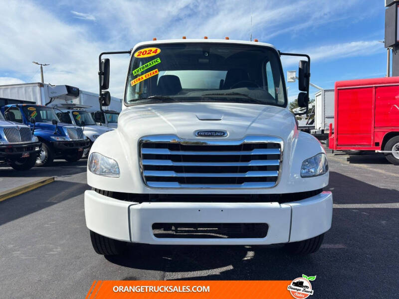 2024 Freightliner M2 106