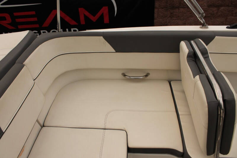 2018 Bayliner VR5 Bowrider