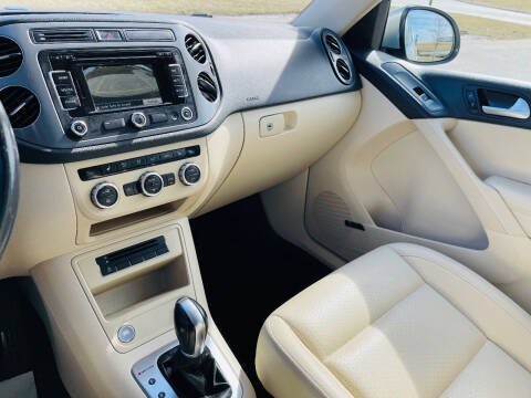 2014 Volkswagen Tiguan SEL 4Motion