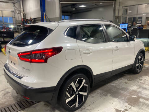 2021 Nissan Rogue Sport SL