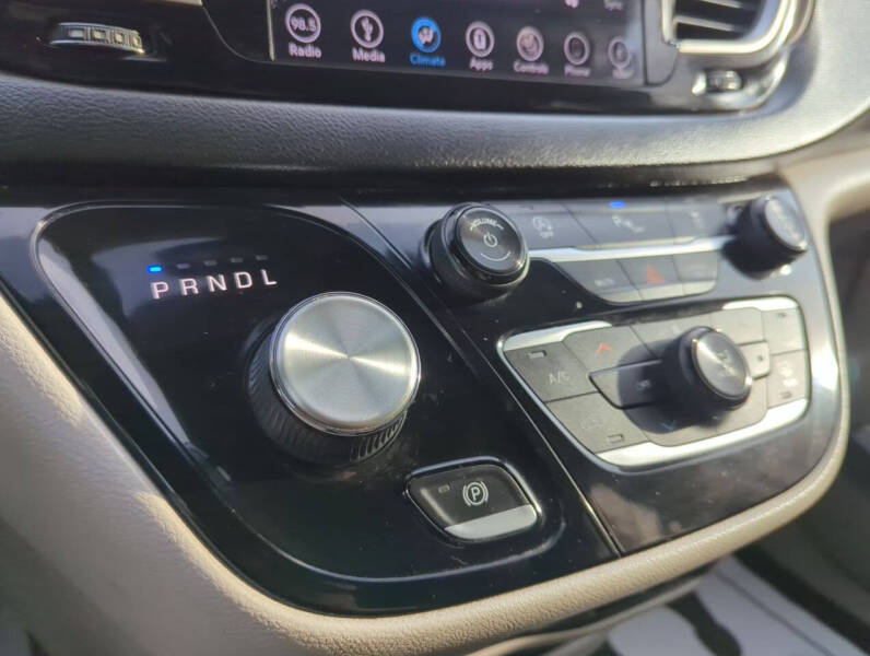 2018 Chrysler Pacifica Touring L