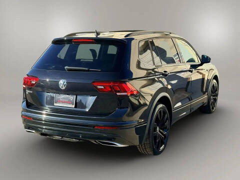 2020 Volkswagen Tiguan SE R-Line Black