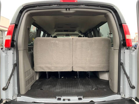 2016 Chevrolet Express LS 2500