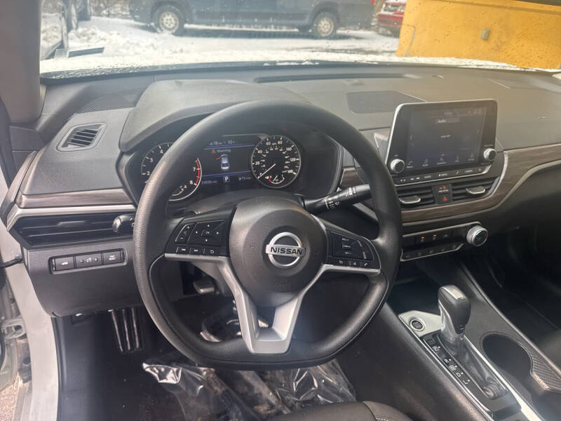 2025 Nissan Altima 2.5 SV