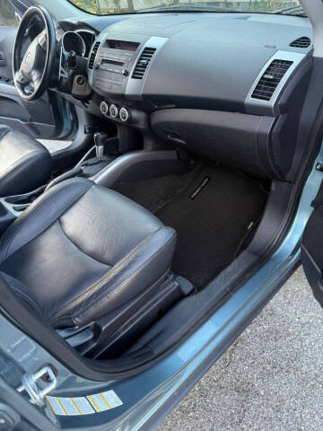 2007 Mitsubishi Outlander XLS