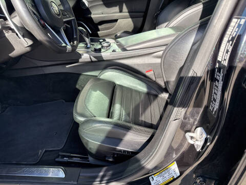 2017 Alfa Romeo Giulia Ti