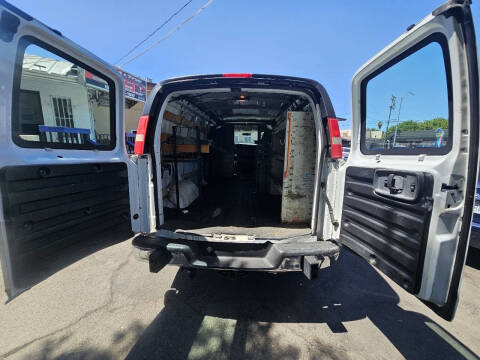 2014 GMC Savana 2500
