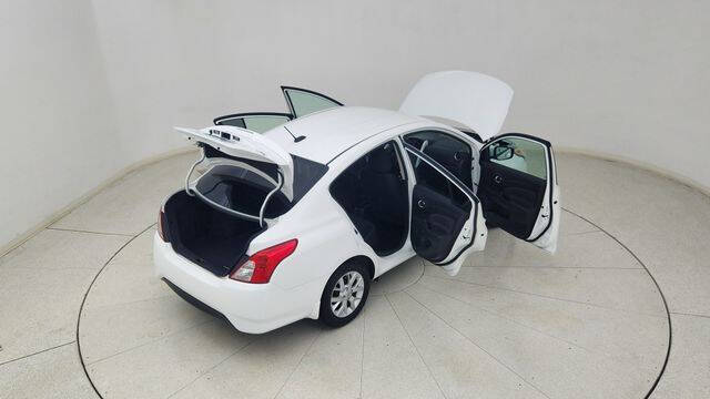 2017 Nissan Versa 1.6 SV