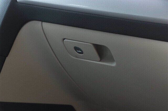 2015 Volkswagen e-Golf SEL Premium