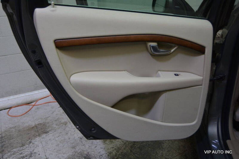 2010 Volvo XC70 3.2