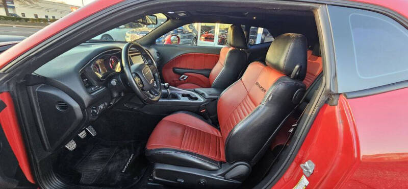 2016 Dodge Challenger R/T Scat Pack