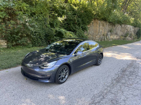 2019 Tesla Model 3 for sale at Bogie's Motors in Saint Louis MO