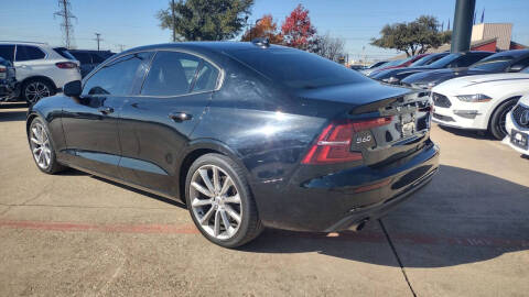 2019 Volvo S60 T5 Momentum