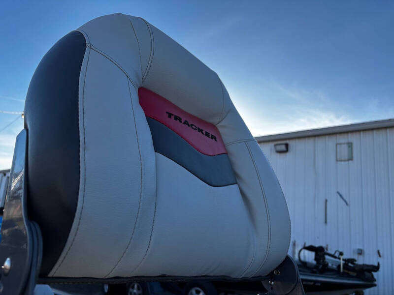 2014 Tracker PRO TEAM 175