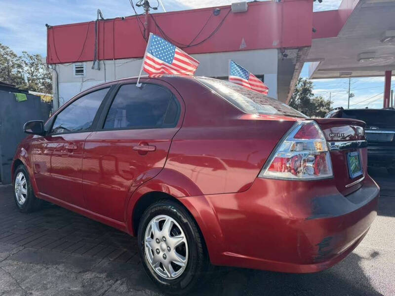 2011 Chevrolet Aveo LT