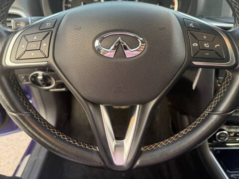 2018 Infiniti QX30 Premium