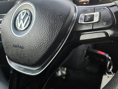 2017 Volkswagen Passat 1.8T S