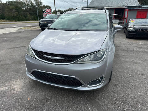 2017 Chrysler Pacifica Touring Plus