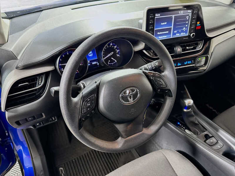 2020 Toyota C-HR LE
