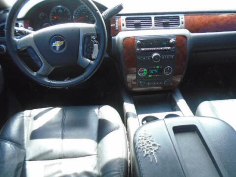2011 Chevrolet Suburban LT