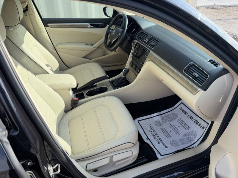 2018 Volkswagen Passat 2.0T SE