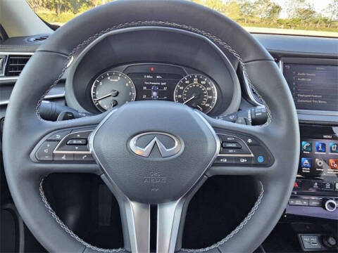 2025 Infiniti QX50 Luxe