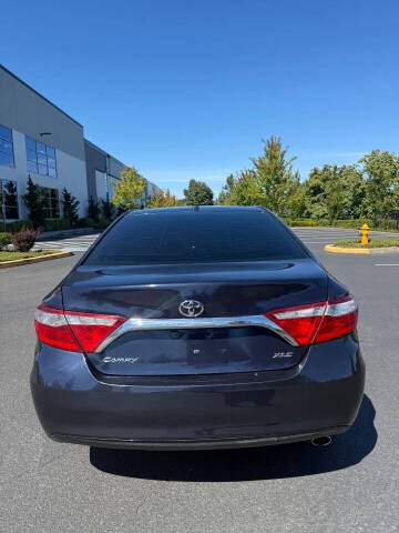 2015 Toyota Camry SE