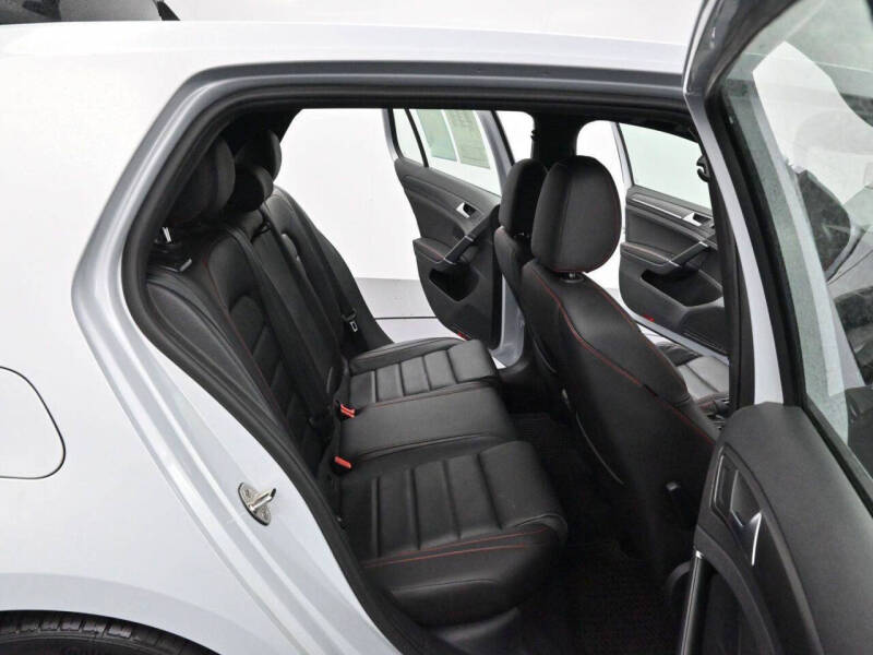 2021 Volkswagen Golf GTI Autobahn