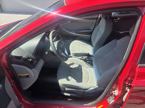 2013 Hyundai Accent GLS