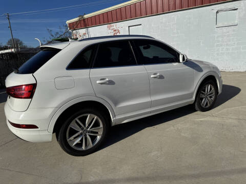 2017 Audi Q3 2.0T Premium Plus