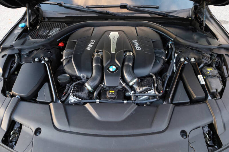 2016 BMW 7 Series 750i xDrive