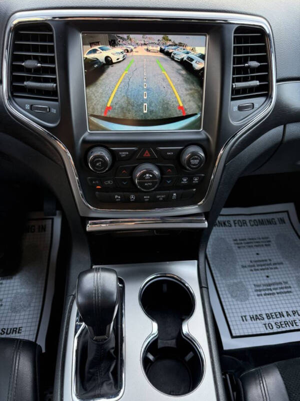 2017 Jeep Grand Cherokee Laredo