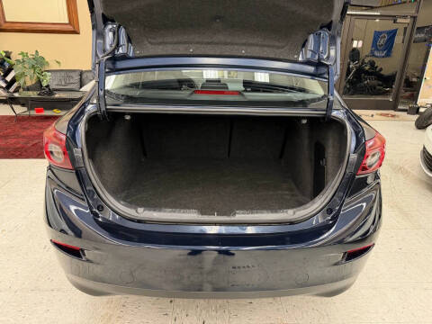 2016 Mazda MAZDA3 i Touring