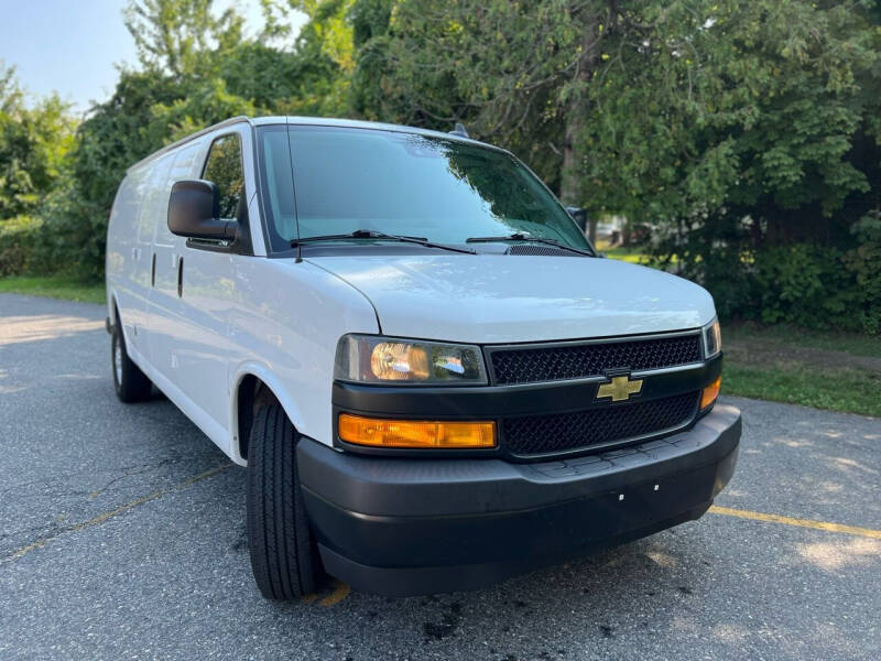 2019 Chevrolet Express 2500