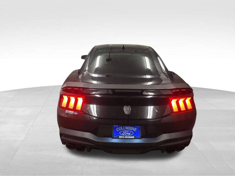 2026 Ford Mustang Dark Horse