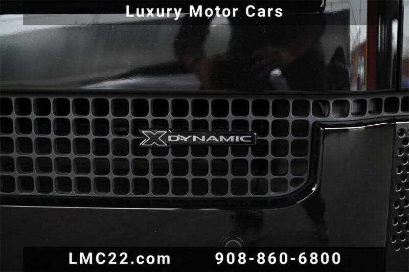 2023 Land Rover Defender 130 X-Dynamic SE